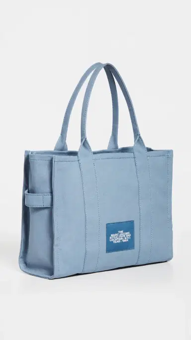 Marc Jacobs The Large Tote Bag Blue Shadow One Size | Thumbnail 4 Marc Jacobs The Large Tote Bag Blue Shadow One Size | Thumbnail 4