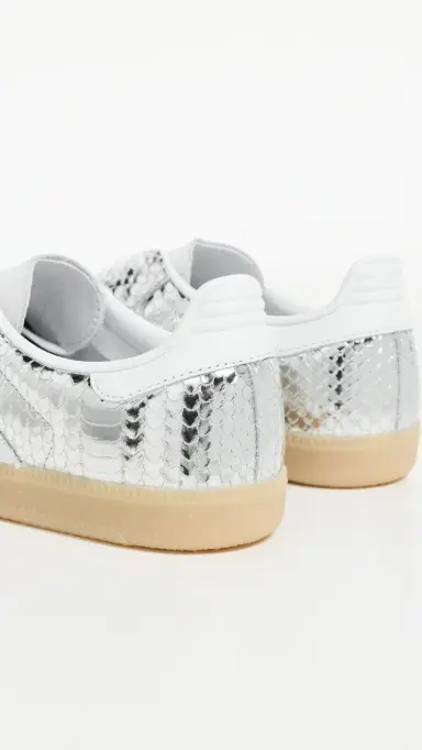 Adidas Samba OG Sneakers Silver Met/Ftwr White/Gum 3 8 | Thumbnail 4 Adidas Samba OG Sneakers Silver Met/Ftwr White/Gum 3 8 | Thumbnail 4