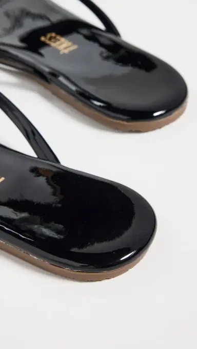 TKEES Glosses Flip Flops Licorice 6 | Thumbnail 6