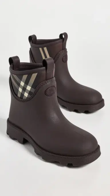 Burberry Rubber Marsh Stamp Low Boots | Thumbnail 5