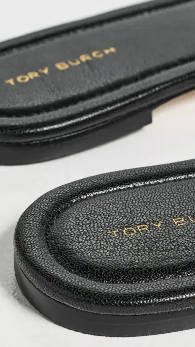 Tory Burch Eleanor Slides Perfect Black / Gold 7 | Thumbnail 4 Tory Burch Eleanor Slides Perfect Black / Gold 7 | Thumbnail 4