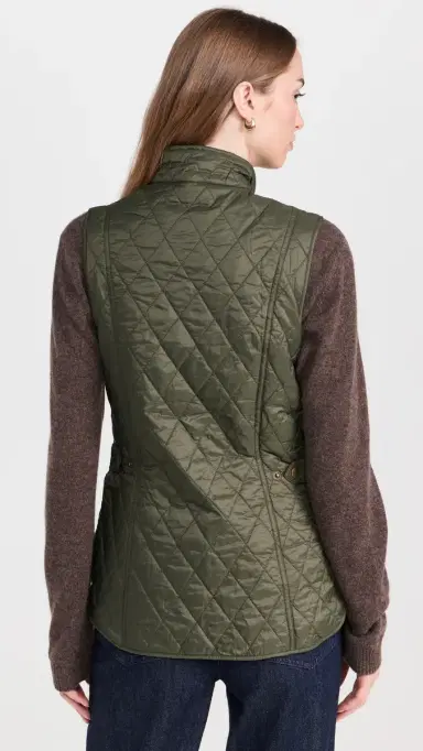 Barbour Otterburn Quilted Gilet Olive 6 | Thumbnail 3 Barbour Otterburn Quilted Gilet Olive 6 | Thumbnail 3