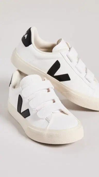 Veja Recife Logo Sneakers | Thumbnail 5 Veja Recife Logo Sneakers | Thumbnail 5