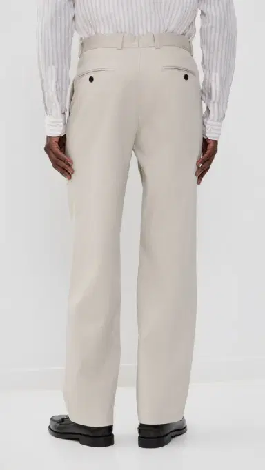 Theory Relaxed Pleat Pants in Moonsoft Cotton Silver Cloud | Thumbnail 4 Theory Relaxed Pleat Pants in Moonsoft Cotton Silver Cloud | Thumbnail 4