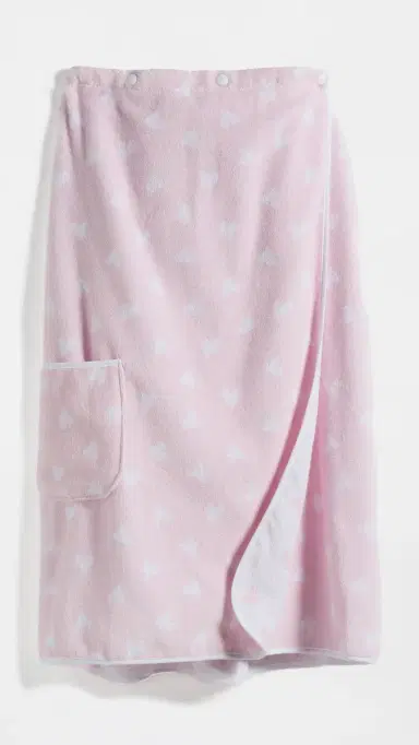 Weezie Bath Towel Wrap Tossed Pink Hearts M/L | Thumbnail 2