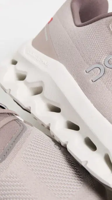 On Cloudtilt Sneakers Cinder Fog | Thumbnail 4