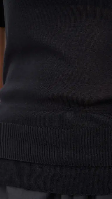 Lemaire Seamless Trompe L'Oeil Top Midnight | Thumbnail 6