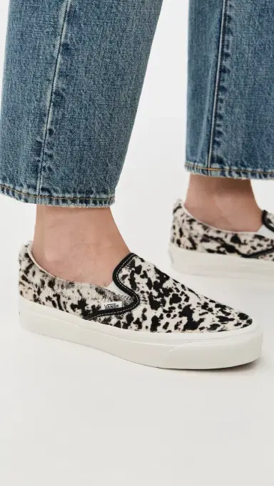 Vans LX Classic Slip On Sneakers Pony Hair Black/White | Thumbnail 3 Vans LX Classic Slip On Sneakers Pony Hair Black/White | Thumbnail 3
