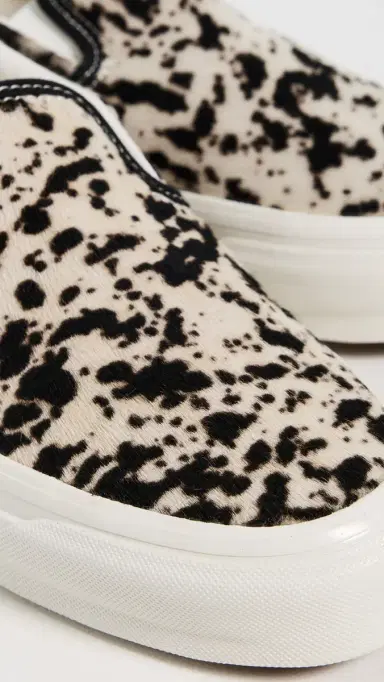 Vans LX Classic Slip On Sneakers Pony Hair Black/White | Thumbnail 6 Vans LX Classic Slip On Sneakers Pony Hair Black/White | Thumbnail 6