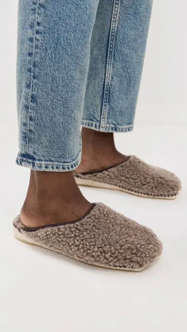 Naguisa Namo Teddy Slides Taupe 37 | Thumbnail 3