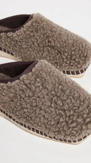 Naguisa Namo Teddy Slides Taupe 37 | Thumbnail 6