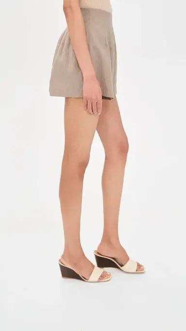 Staud Magpie Shorts Natural 6 | Thumbnail 4