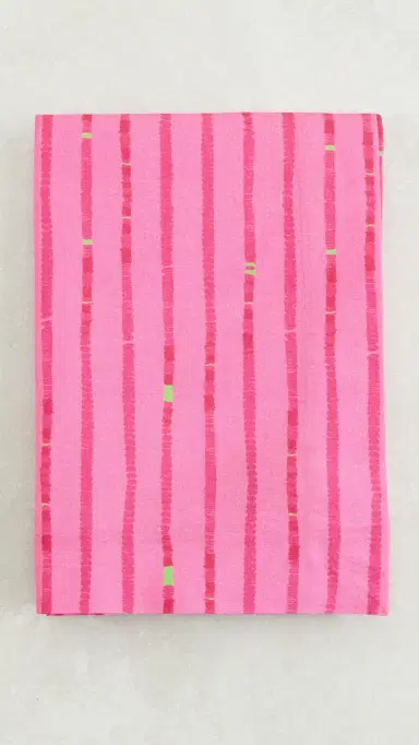 Coniglio Palm Beach Standard Table Cloth Lane Lines Pink Float One Size | Thumbnail 2