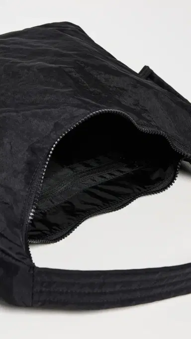 BAGGU Nylon Shoulder Bag | Thumbnail 6