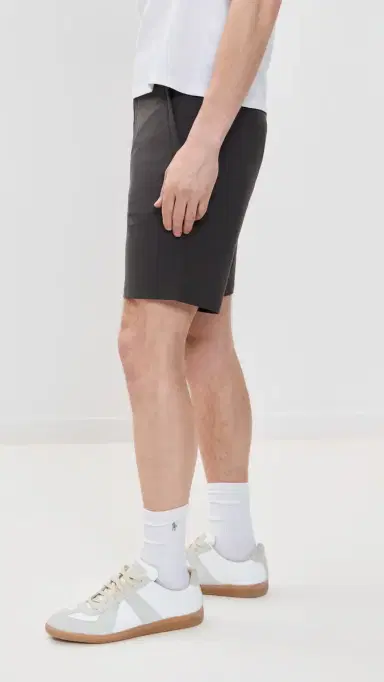REIGNING CHAMP Stretch Warp Knit Coach's Standard Short 9 Carbon 34 | Thumbnail 4