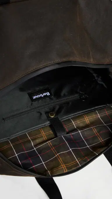 Barbour Field Wax Duffle Bag | Thumbnail 6
