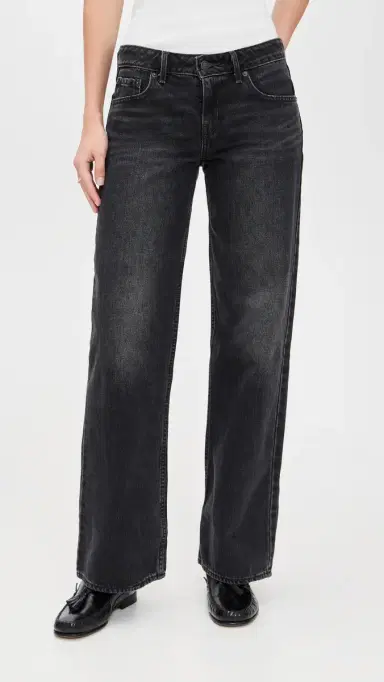 Levi's Low Loose Jeans | Thumbnail 2