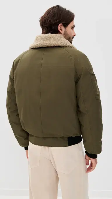 Canada Goose Chilliwack Aviator Bomber | Thumbnail 3