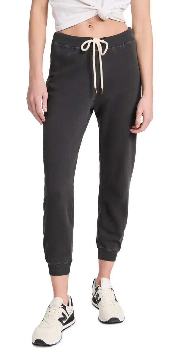 The Cropped Sweatpants Washed Black