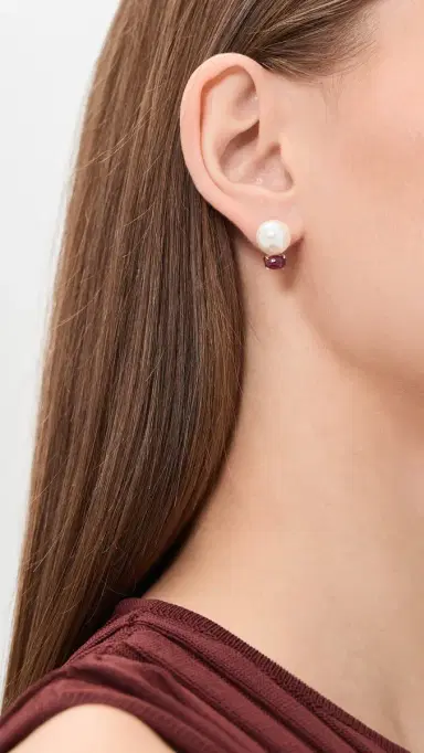 SHASHI Nava Stud Earrings Pearl One Size | Thumbnail 3