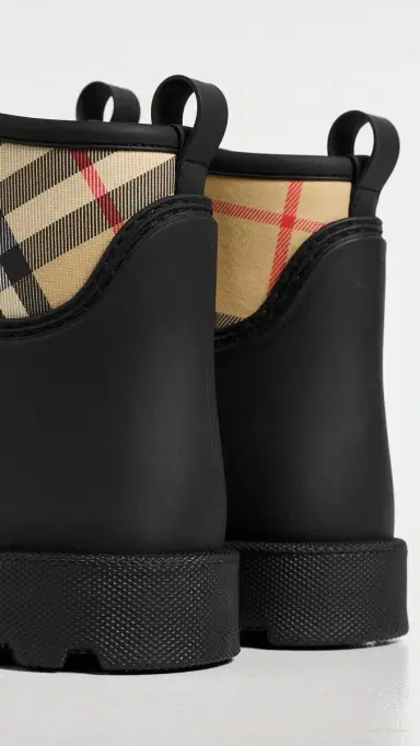 Burberry Marsh Stamp Low Boots | Thumbnail 4