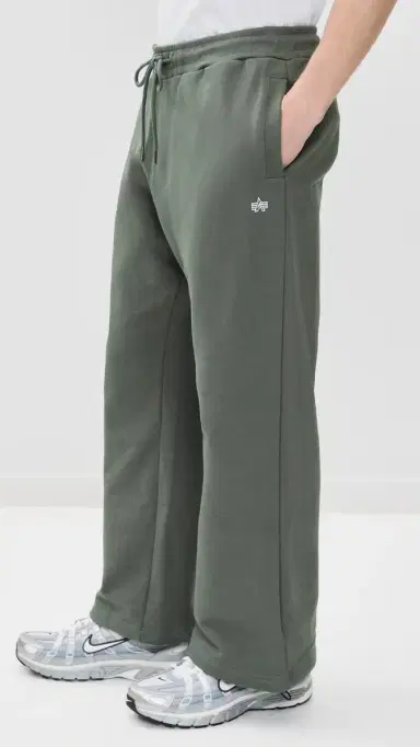 Alpha Industries Essential French Terry Sweatpants Field Grey L | Thumbnail 4