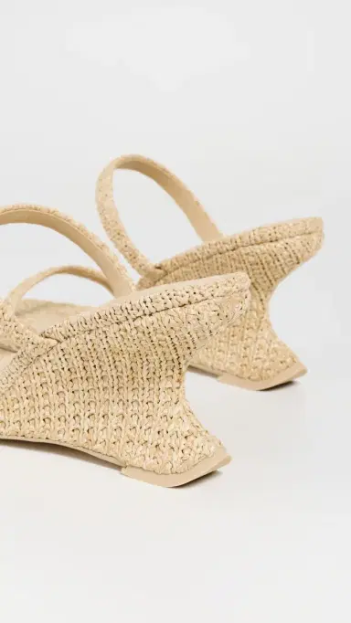 Cult Gaia Raven Mid Heels Natural | Thumbnail 4