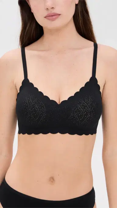 b.tempt'd by Wacoal b. tempt'd by Wacoal B. Wow'd Lace Wirefree Bra Night S | Thumbnail 2