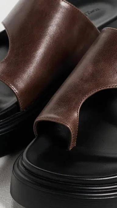 Tony Bianco Jazzy Toe Loop Sandals Choc Vintage | Thumbnail 6