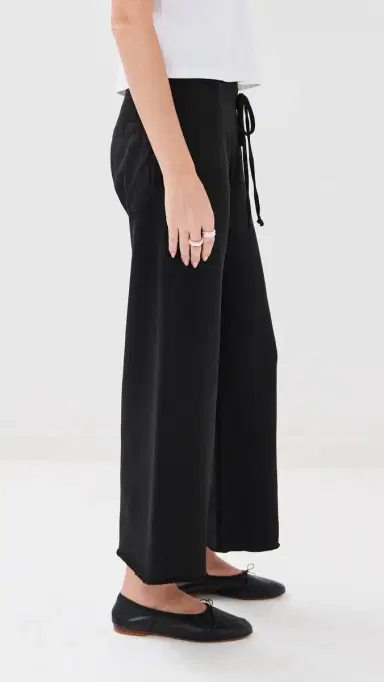 Nili Lotan Kiki Sweatpants Washed Black | Thumbnail 4 Nili Lotan Kiki Sweatpants Washed Black | Thumbnail 4