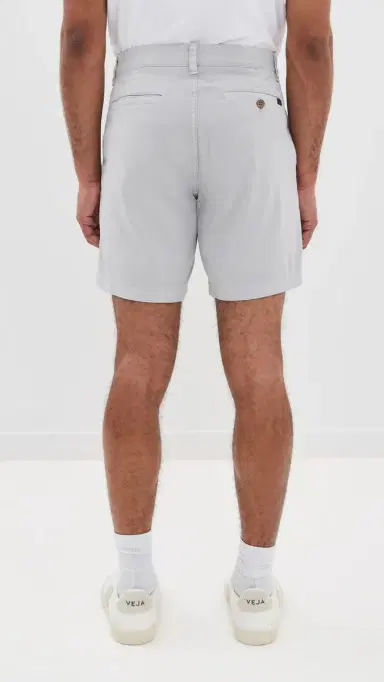 Faherty Essential Chino Shorts 7 Rain Cloud 38 | Thumbnail 3 Faherty Essential Chino Shorts 7 Rain Cloud 38 | Thumbnail 3