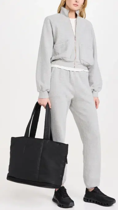 CALPAK Luka Expandable Laptop Tote Bag Matte Black One Size | Thumbnail 4 CALPAK Luka Expandable Laptop Tote Bag Matte Black One Size | Thumbnail 4