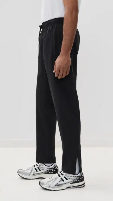 REIGNING CHAMP Nylon Oxford Team Slim Pants Black | Thumbnail 4 REIGNING CHAMP Nylon Oxford Team Slim Pants Black | Thumbnail 4
