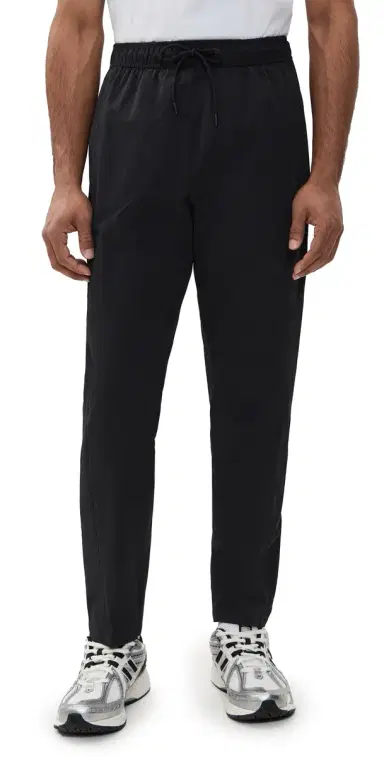 REIGNING CHAMP Nylon Oxford Team Slim Pants Black | Thumbnail 1 REIGNING CHAMP Nylon Oxford Team Slim Pants Black | Thumbnail 1
