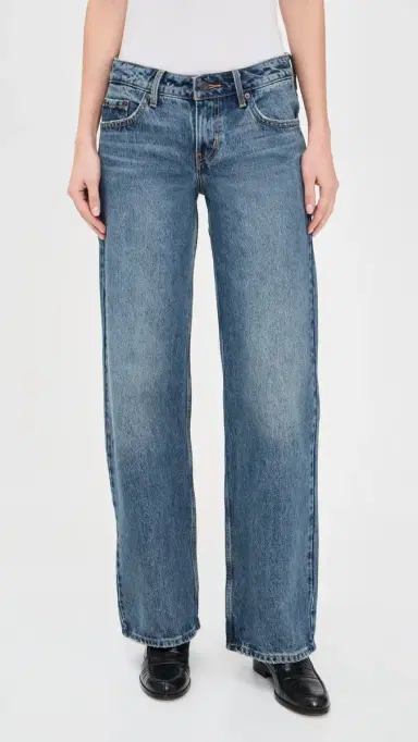Levi's Low Loose Jeans | Thumbnail 2