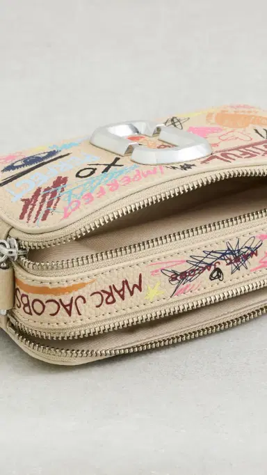 Marc Jacobs The Snapshot Bag Beige Multi One Size | Thumbnail 6 Marc Jacobs The Snapshot Bag Beige Multi One Size | Thumbnail 6