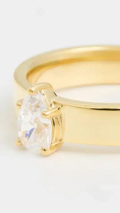 Alexa Leigh Pear Pinky Ring Yellow Gold | Thumbnail 4