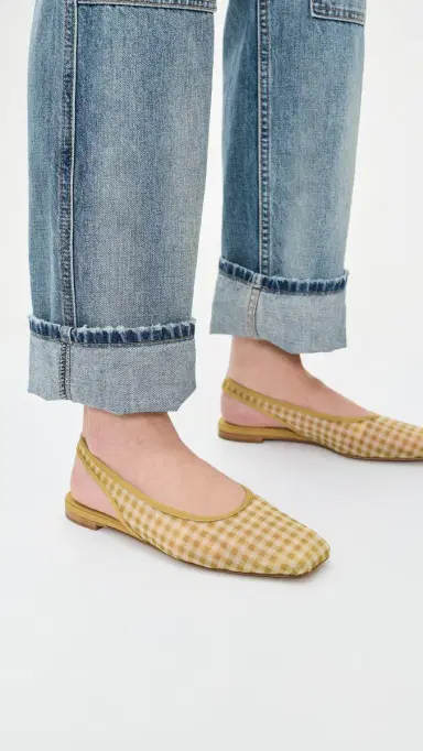 Vince Daphne II Flats Desert Sand | Thumbnail 3