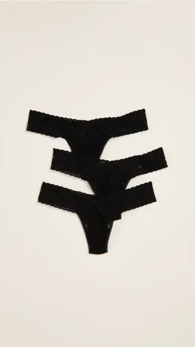 Hanky Panky Signature Lace Low Rise Thong 3 Pack Black One Size | Thumbnail 2