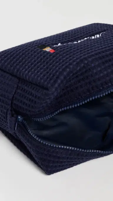 Abbode Makeup Waffle Pouch Navy One Size | Thumbnail 6