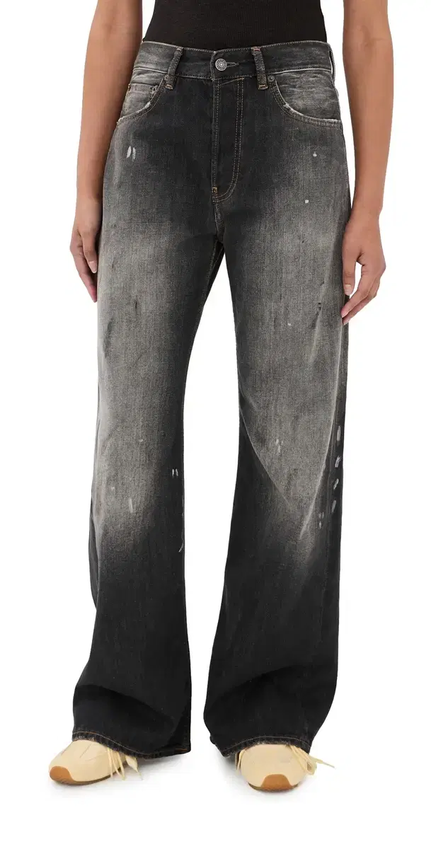 Distressed Paint Jeans Black