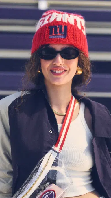 Lele Sadoughi Giants Beanie Red One Size | Thumbnail 2