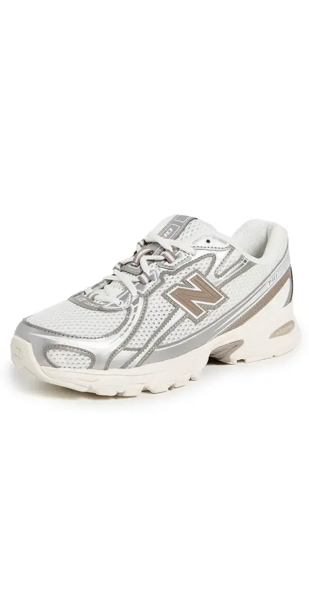 740 Sneakers White/Brown M 9.5/ W 11