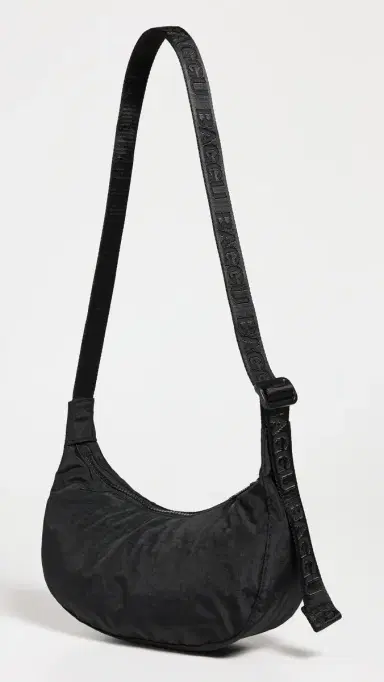 BAGGU Small Nylon Crescent Bag Black One Size | Thumbnail 4 BAGGU Small Nylon Crescent Bag Black One Size | Thumbnail 4