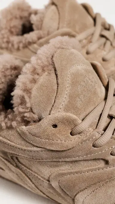 Axel Arigato Slow Shearling Sneakers Brown/Gum | Thumbnail 6 Axel Arigato Slow Shearling Sneakers Brown/Gum | Thumbnail 6