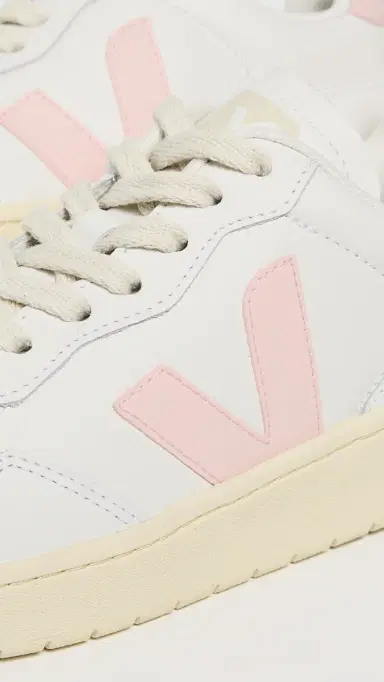 Veja V-90 Sneakers | Thumbnail 6 Veja V-90 Sneakers | Thumbnail 6