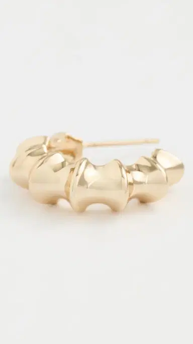 Jennifer Fisher Murphy Huggie Hoop Earrings Yellow Gold One Size | Thumbnail 4