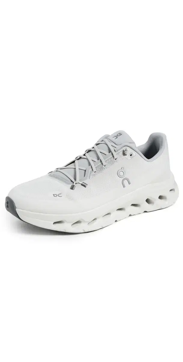 Cloudtilt Sneakers Glacier/Ice