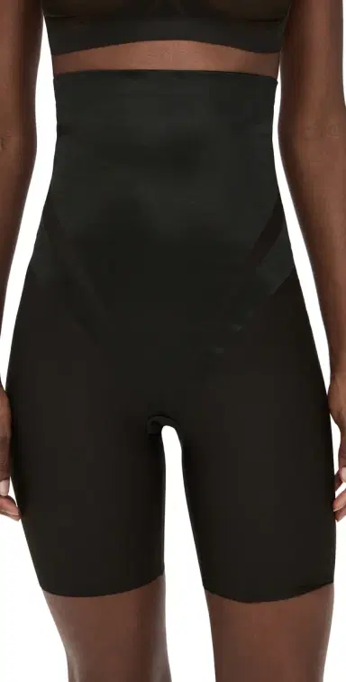 SPANX High-Waisted id-Thigh Shorts Very Black | Thumbnail 1