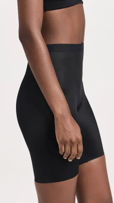 Spanx SPANXshape Invisible Mid-Thigh Short Very Black XS | Thumbnail 4 Spanx SPANXshape Invisible Mid-Thigh Short Very Black XS | Thumbnail 4